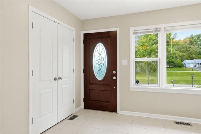 1966 Grange View Drive, Beavercreek, OH 45432