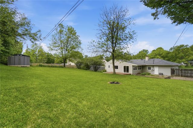 1966 Grange View Drive, Beavercreek, OH 45432