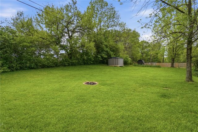 1966 Grange View Drive, Beavercreek, OH 45432