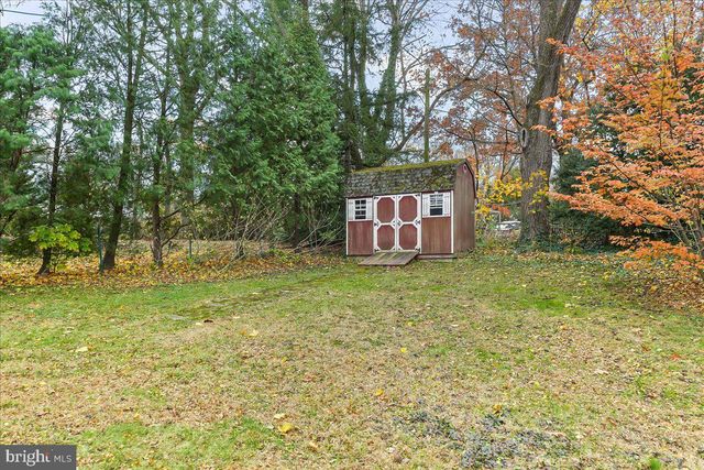 7 DALE LN, Wallingford, PA 19086