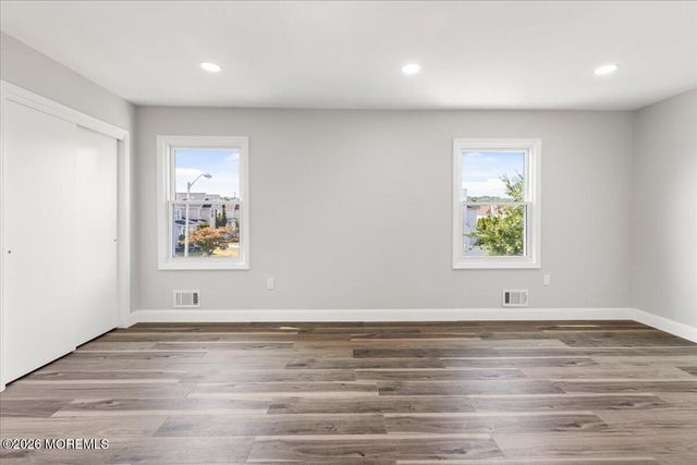 10 Begonia Court, Sayreville, NJ 08872