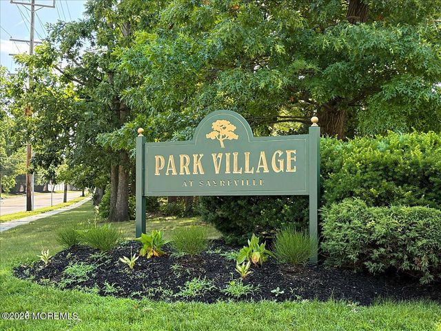 10 Begonia Court, Sayreville, NJ 08872