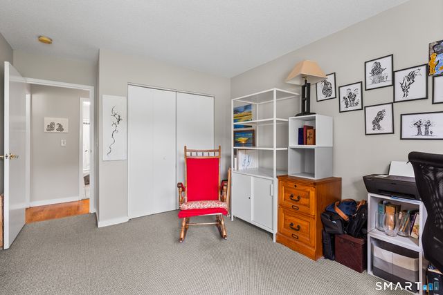 75 Washington Avenue 2-105, Hamden, CT 06518