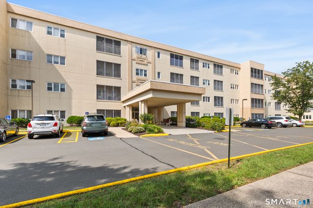 75 Washington Avenue 2-105, Hamden, CT 06518