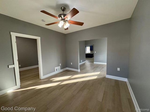 9390 Quincy Street, Detroit, MI 48204