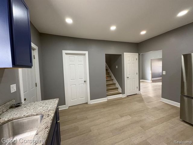 9390 Quincy Street, Detroit, MI 48204