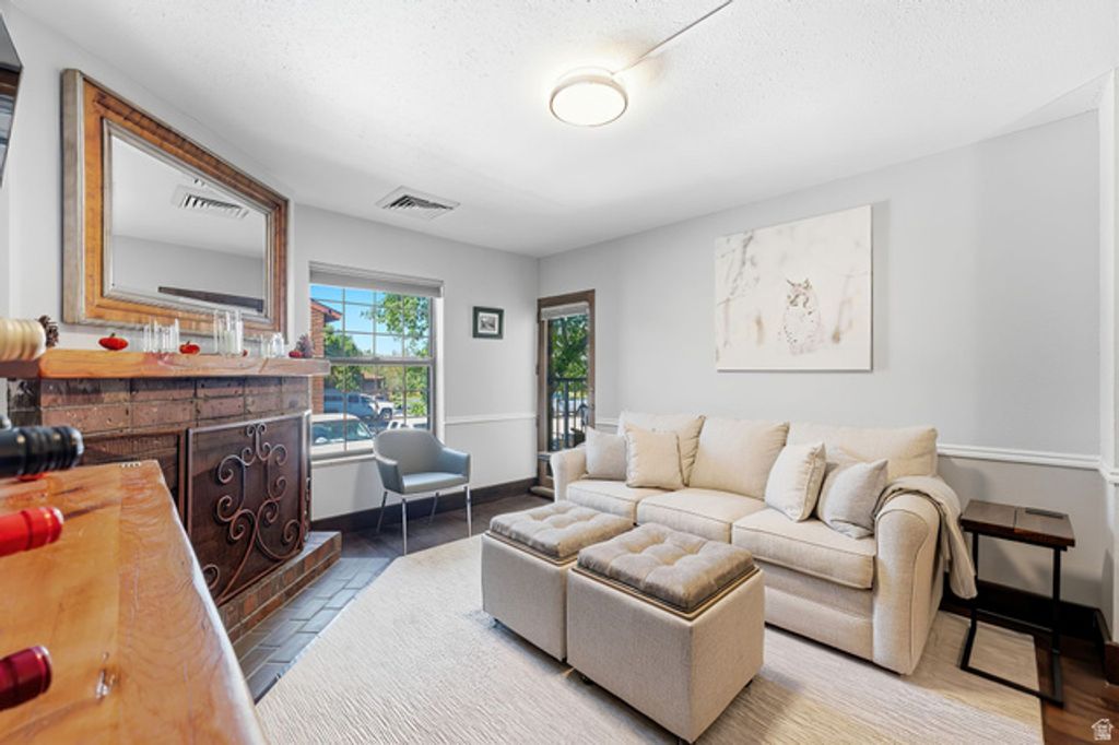 1637 SHORTLINE RD #106, Park City, UT 84060 — photo 3