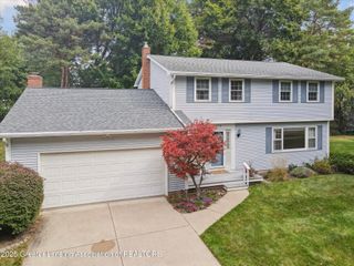 2150 Heritage Avenue, Okemos, MI 48864