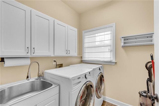 4211 Edgeworth Drive, Flowery Branch, GA 30542