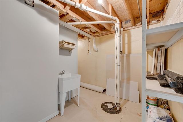 4211 Edgeworth Drive, Flowery Branch, GA 30542