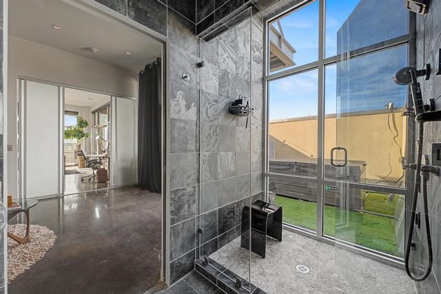 2000 S Promenade Boulevard 305D, Rogers, AR 72758