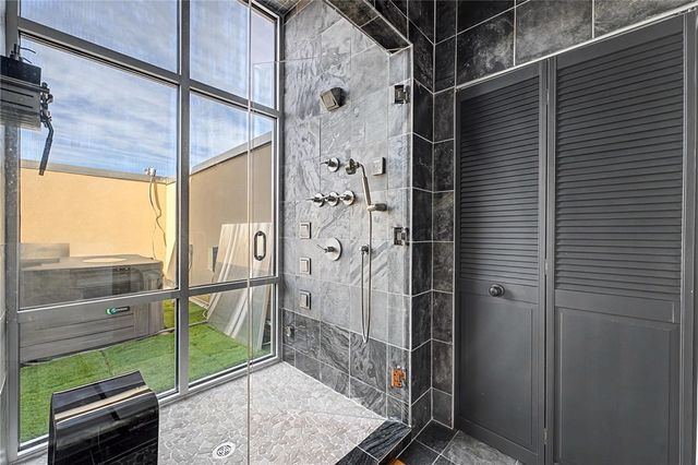 2000 S Promenade Boulevard 305D, Rogers, AR 72758