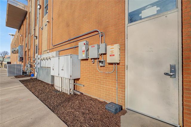 2000 S Promenade Boulevard 305D, Rogers, AR 72758