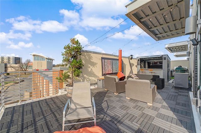 2000 S Promenade Boulevard 305D, Rogers, AR 72758