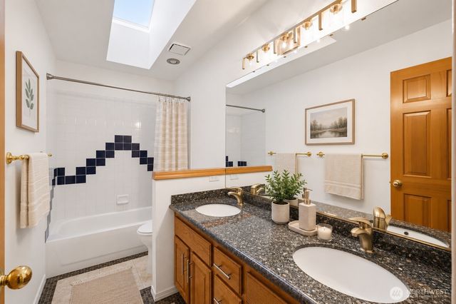 13945 SE 159th Place, Renton, WA 98058