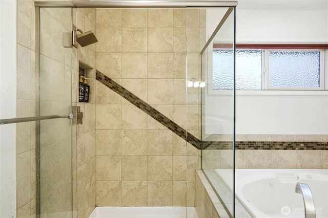 13945 SE 159th Place, Renton, WA 98058