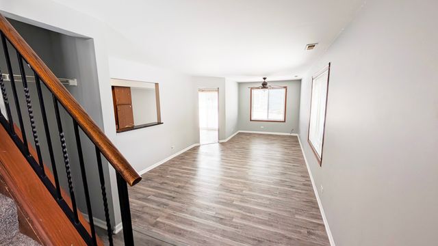 2716 Yorkshire Court, Aurora, IL 60502
