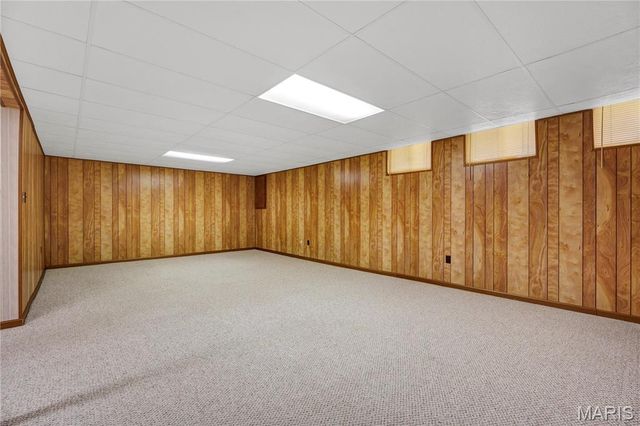 12000 Autumn Lakes Drive, Maryland Heights, MO 63043