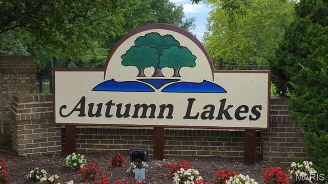 12000 Autumn Lakes Drive, Maryland Heights, MO 63043