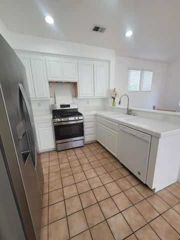 7350 Carter Avenue, Newark, CA 94560