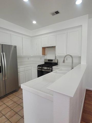 7350 Carter Avenue, Newark, CA 94560