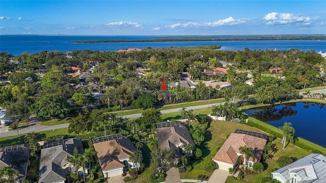 2371 LANDINGS CIRCLE, Bradenton, FL 34209