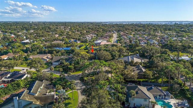 2371 LANDINGS CIRCLE, Bradenton, FL 34209