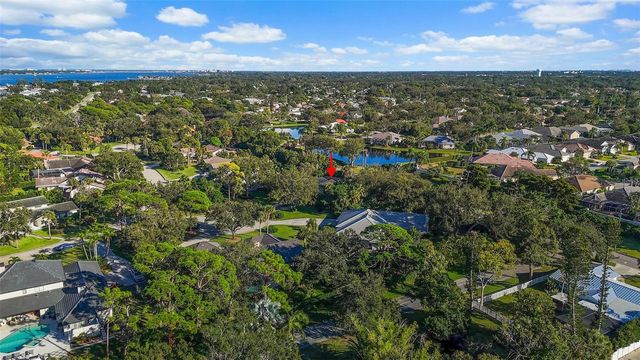2371 LANDINGS CIRCLE, Bradenton, FL 34209