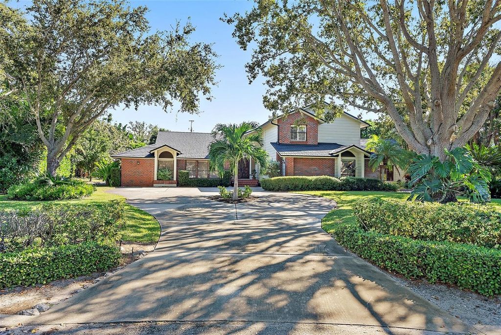 2371 LANDINGS CIRCLE, BRADENTON, FL 34209 — photo 2