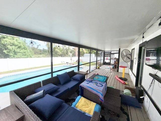 219 PEBBLE COURT, Deltona, FL 32725