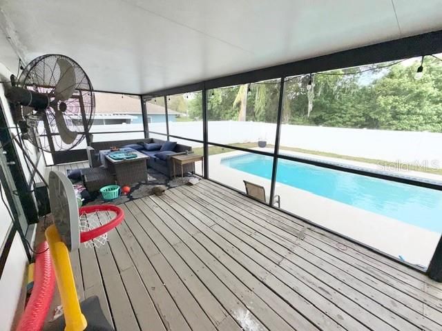 219 PEBBLE COURT, Deltona, FL 32725