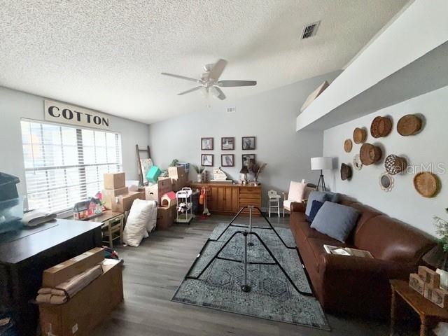 219 PEBBLE COURT, Deltona, FL 32725