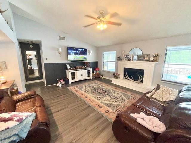 219 PEBBLE COURT, Deltona, FL 32725