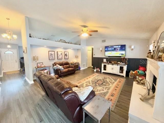 219 PEBBLE COURT, Deltona, FL 32725