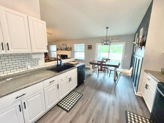 219 PEBBLE COURT, Deltona, FL 32725