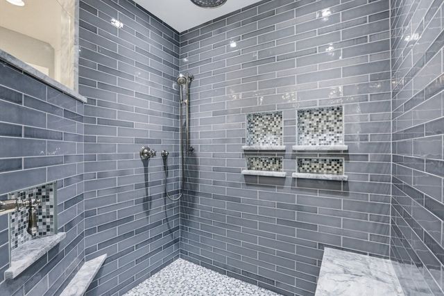 3 Stable Way, Medway, MA 02053