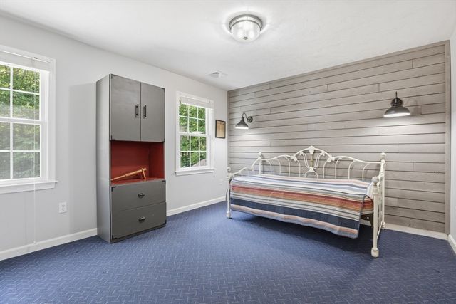 3 Stable Way, Medway, MA 02053