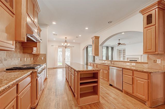 3218 Westridge Street, Houston, TX 77025