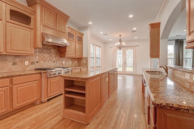 3218 Westridge Street, Houston, TX 77025