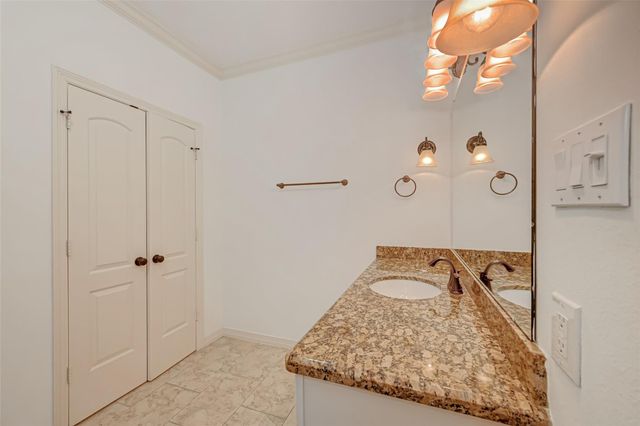 3218 Westridge Street, Houston, TX 77025