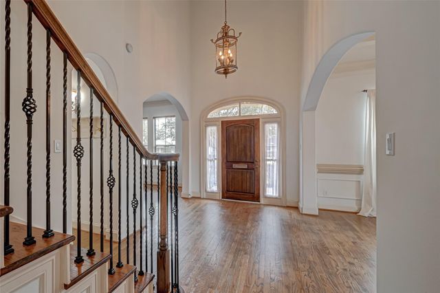 3218 Westridge Street, Houston, TX 77025