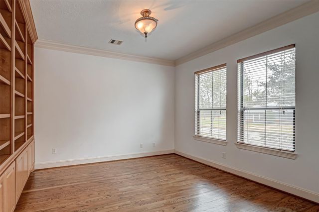 3218 Westridge Street, Houston, TX 77025