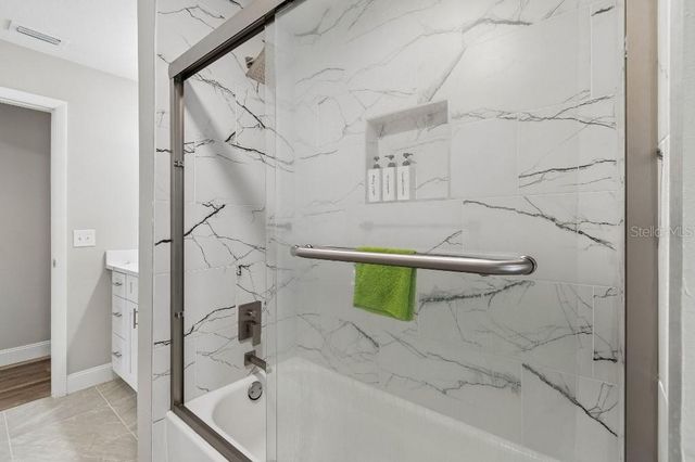 615 ROYAL CREST DRIVE, Brandon, FL 33511