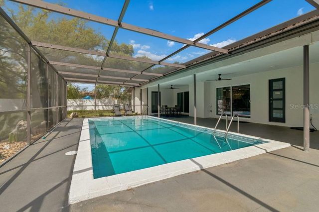 615 ROYAL CREST DRIVE, Brandon, FL 33511