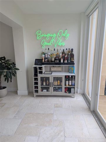 3789 NE 167th St 42, North Miami Beach, FL 33160