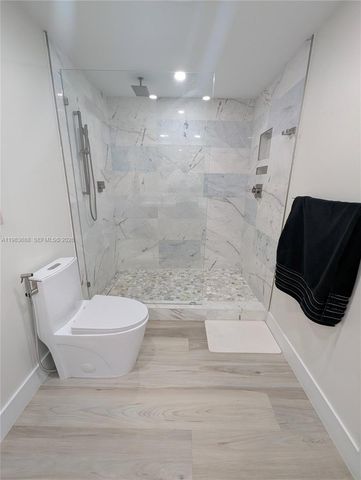 3789 NE 167th St 42, North Miami Beach, FL 33160