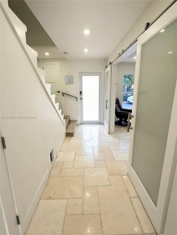 3789 NE 167th St 42, North Miami Beach, FL 33160