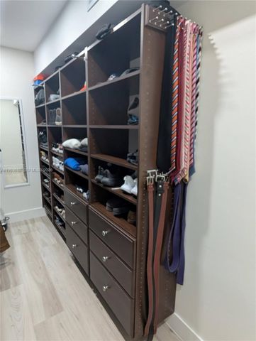 3789 NE 167th St 42, North Miami Beach, FL 33160