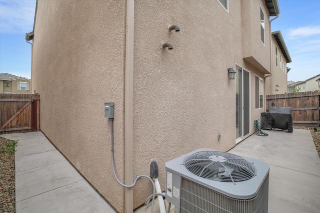179 Sullivan Dr, Merced, CA 95348