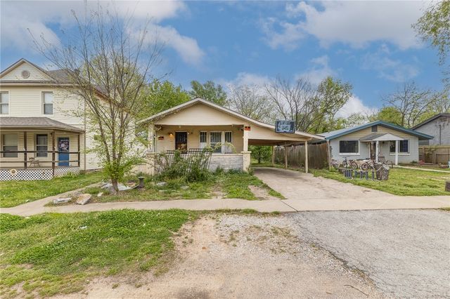 605 S Maxwell Street, Siloam Springs, AR 72761